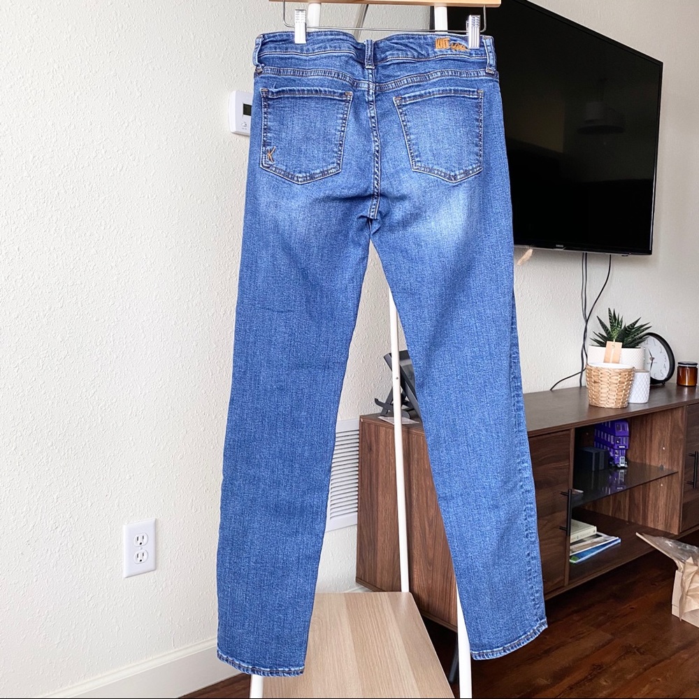 KUT from the Kloth Straight Leg Jeans Medium Wash - Picture 2 of 11